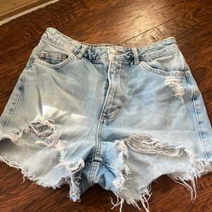 top shop ripped mom jean shorts size 6